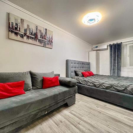 Luxor - Jacuzzi&Cozy Apartments Сібіу Екстер'єр фото