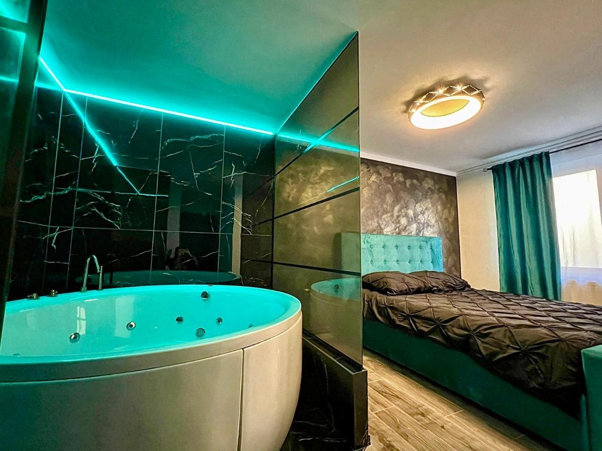 Luxor - Jacuzzi&Cozy Apartments Сібіу Екстер'єр фото