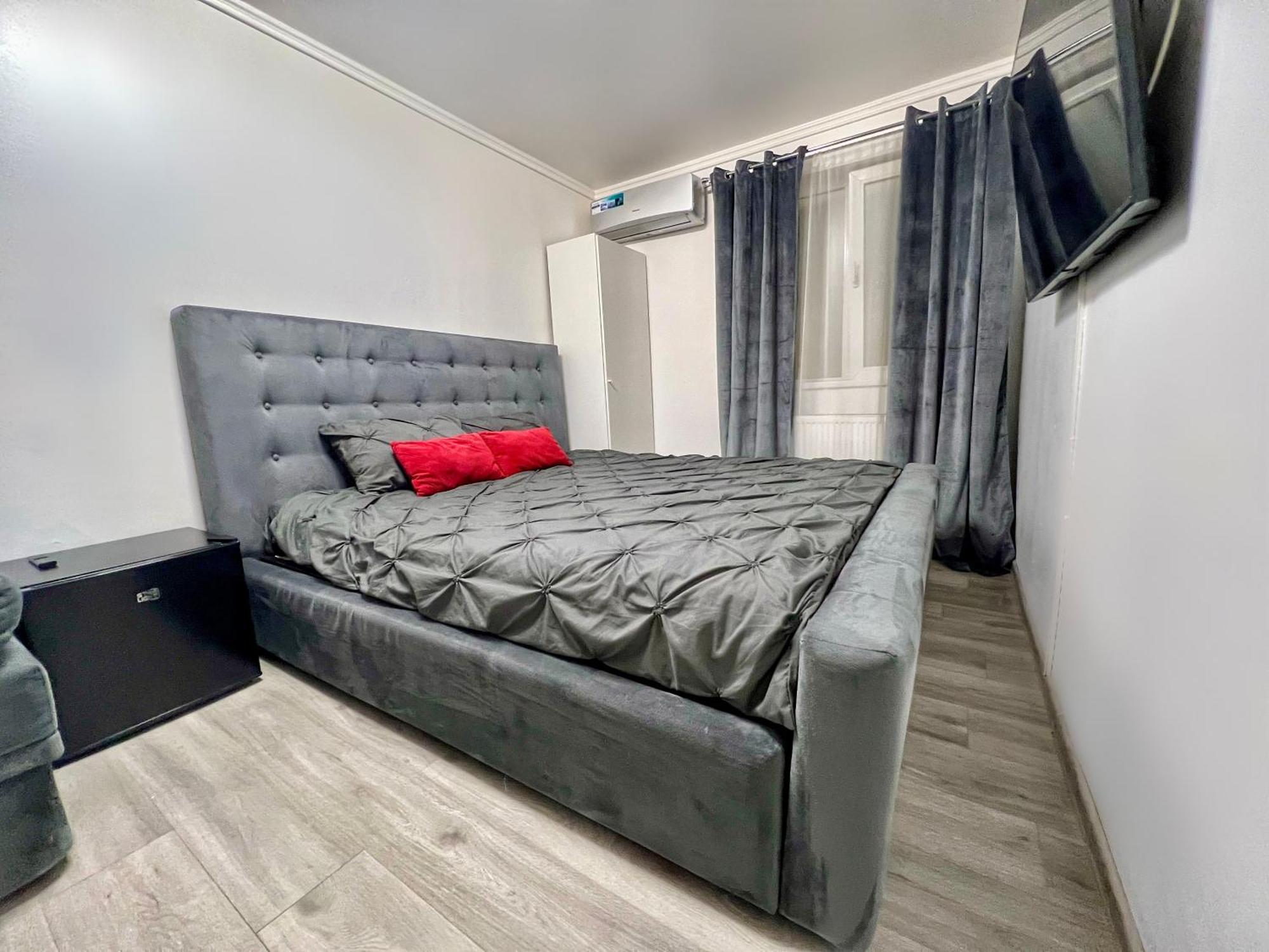Luxor - Jacuzzi&Cozy Apartments Сібіу Екстер'єр фото