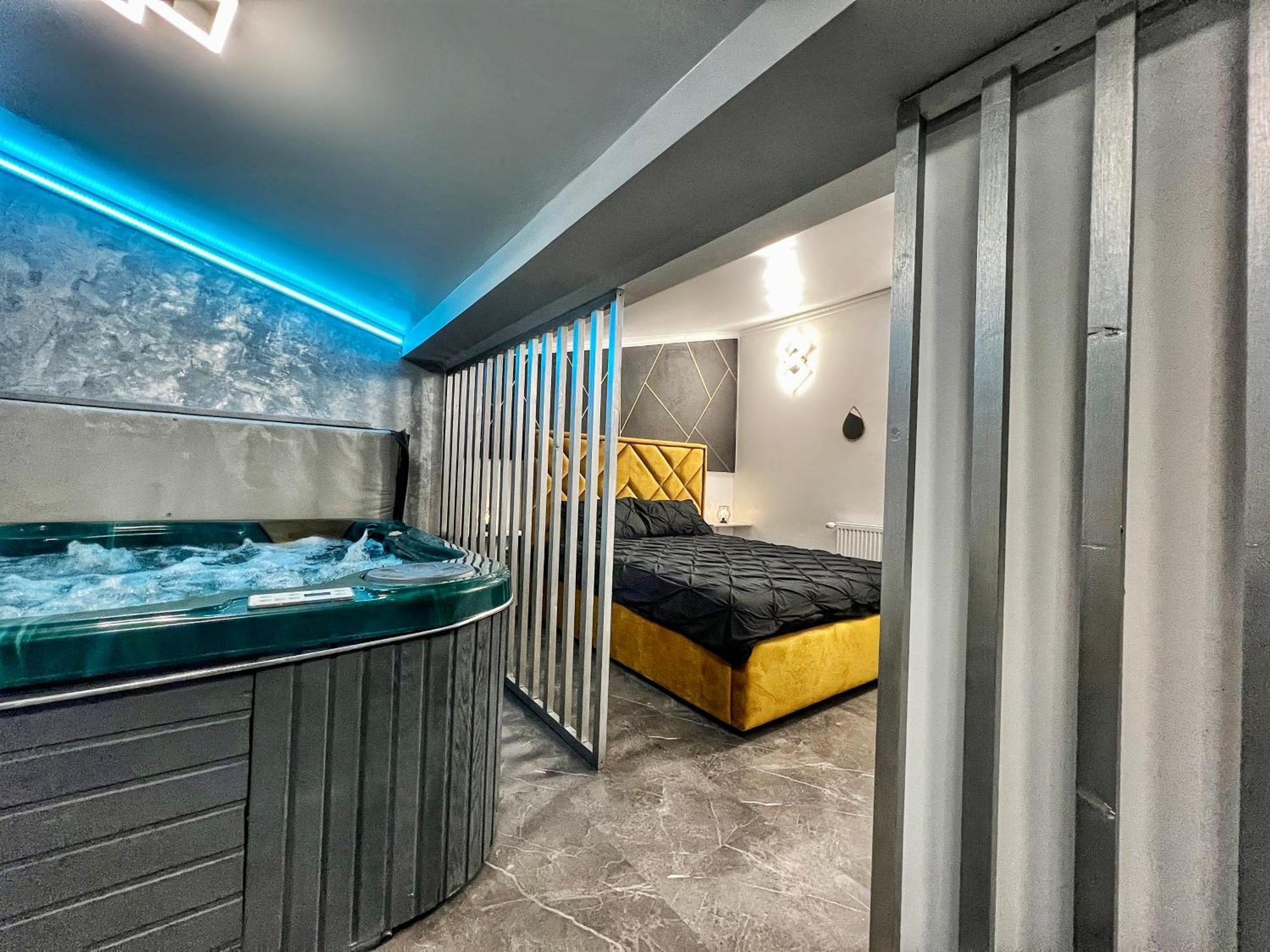 Luxor - Jacuzzi&Cozy Apartments Сібіу Екстер'єр фото